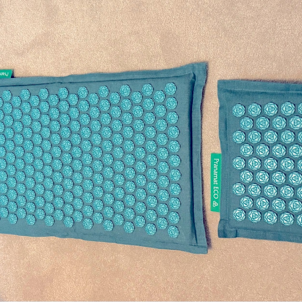 Pranamat Acupressure Mat and Pillow Set 3 piece set. New. No box. All 3 pieces!